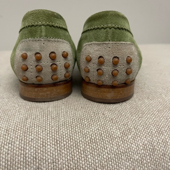 Tommy Bahama Green and Tan Suede Loafer 7.5 - Picture 8 of 10